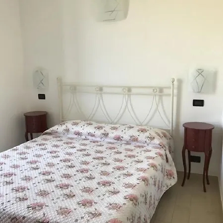 Sandra Гостевой дом Корнилья