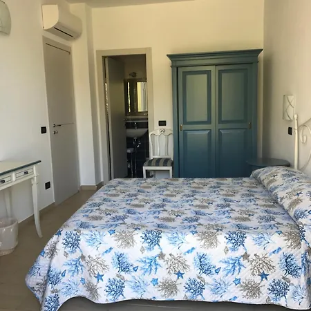 Sandra 3* كورنيجليا